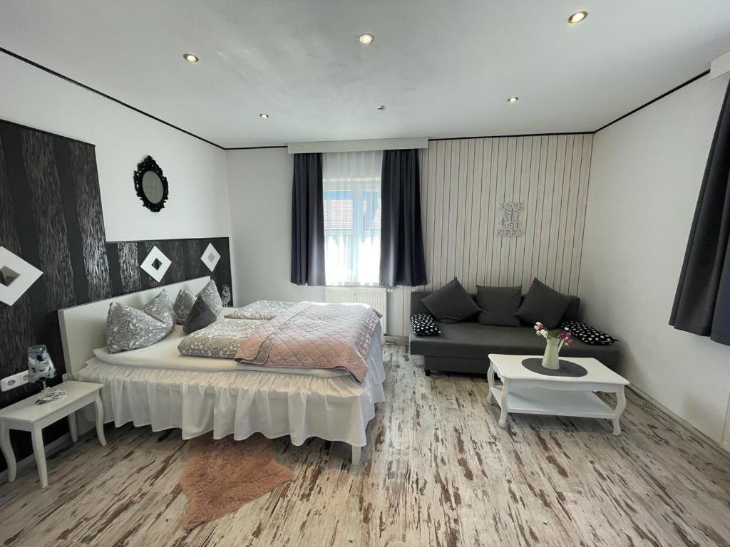 Готель La Boutique House Фюссен Екстер'єр фото